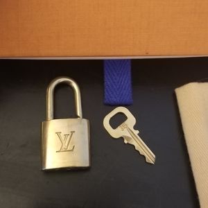 Louis Vuitton #315 Pad lock and key / Brass LV